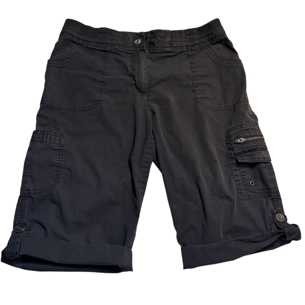 Chico's Cargo Shorts Sz Medium (Chico’s 1) Muted Black Multiple Pockets FoldUp